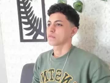 Freechat cameron_lux4 on Chaturbate