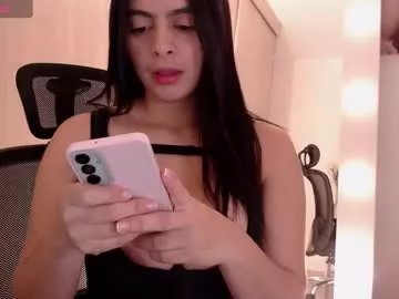 Freechat carolmunoz on Chaturbate