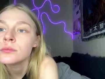 cassandramur — GOAL: Spank my ass until red [15x hard] [48 tokens remaining] Welcome to my room! #feet #blonde #bigtits #bigboobs #new