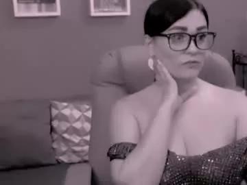Freechat chantallovely on Chaturbate