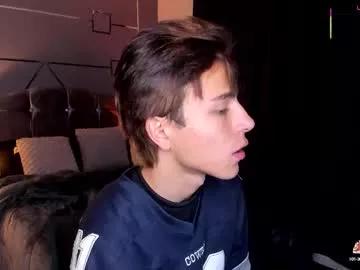 chrristopher77 on Chaturbate 