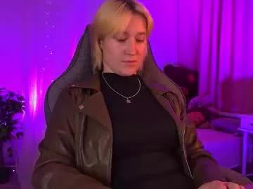 Try 20 years old cinbellamy from Chaturbate cinbellamy from Chaturbate