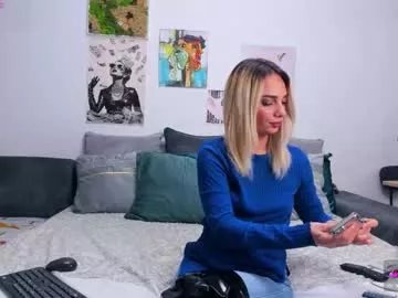 Freechat confidentmistress on Chaturbate