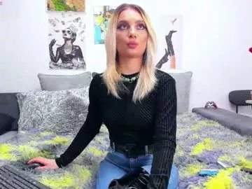 Freechat confidentmistress on Chaturbate