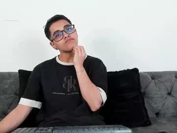Chaturbate Cristian_suarezz_ cristian_suarezz_ from Chaturbate