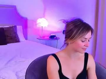Freechat cutemirage on Chaturbate