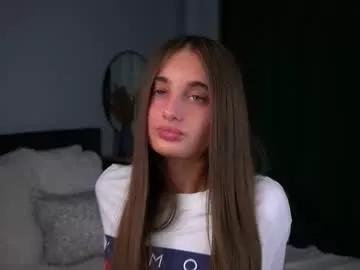 Discover Czamabech, she wants to masturbate for you czamabech from Chaturbate