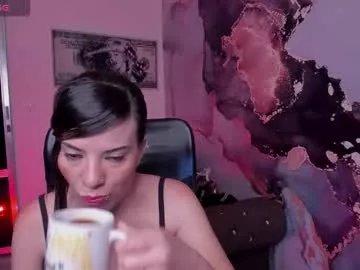 Freechat danaarey on Chaturbate