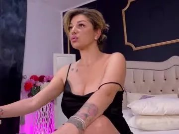 Freechat deeadiamond on Chaturbate