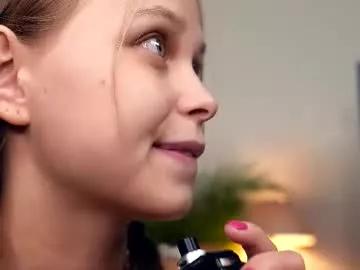 Freechat dierafauxa on Chaturbate