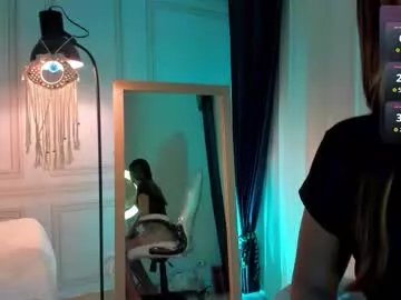 Freechat doll_isa_ on Chaturbate