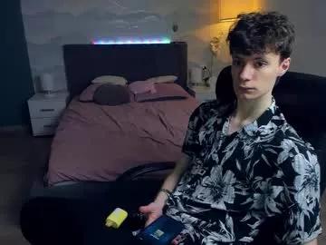 Try Edvardblare, he wants to masturbate for you edvardblare from Chaturbate