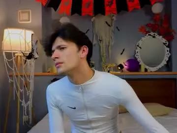 Sweet Elvano_et wants you to fuck his body now elvano_et from Chaturbate