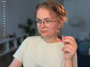 Freechat emilyforelsket on Chaturbate