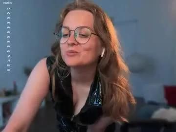 Freechat emilyforelsket on Chaturbate