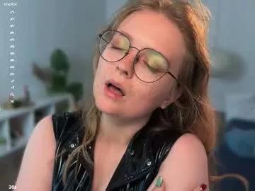 Freechat emilyforelsket on Chaturbate