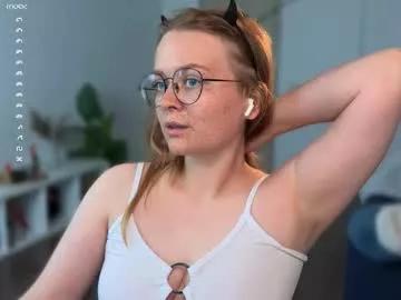 Freechat emilyforelsket on Chaturbate