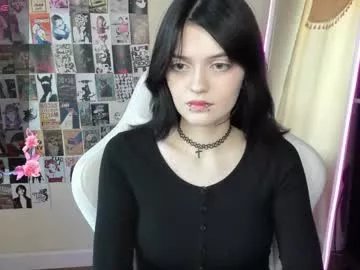 emmadarkk on Chaturbate 
