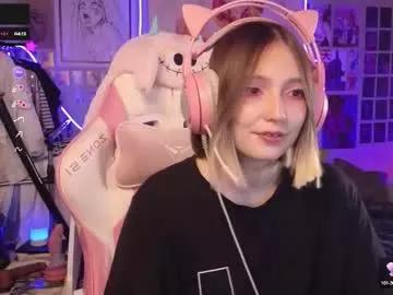 evie_rosen on Chaturbate