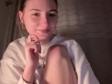 Freechat fantasyella on Chaturbate