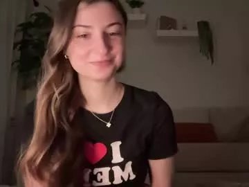 Freechat fantasyella on Chaturbate