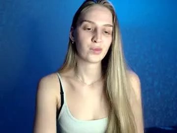 Freechat femkedejager on Chaturbate