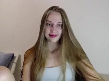 Freechat femkedejager on Chaturbate