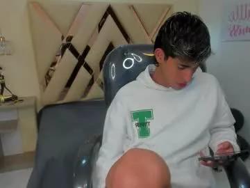 Freechat ferphoenix_ on Chaturbate