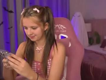 Try Chaturbate's Fluffy_waffles fluffy_waffles from Chaturbate