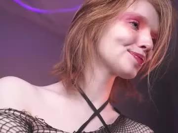 Admire Ginger_hugs, she wants to masturbate for you ginger_hugs from Chaturbate