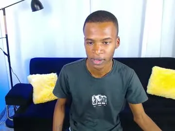 gusy_18 on Chaturbate