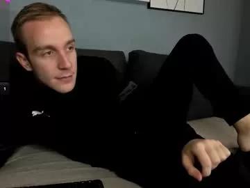 Freechat guy_charming on Chaturbate