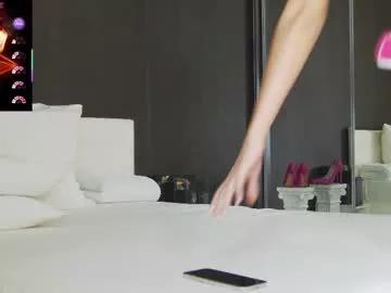 Freechat hefner_girl on Chaturbate