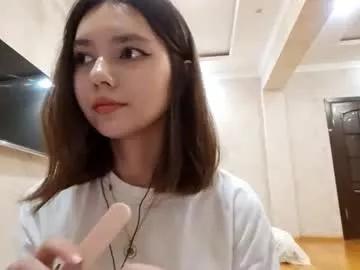 Freechat helgakraszewski on Chaturbate