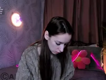 hi__karu on Chaturbate