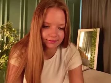 hidden_charm_ on Chaturbate 