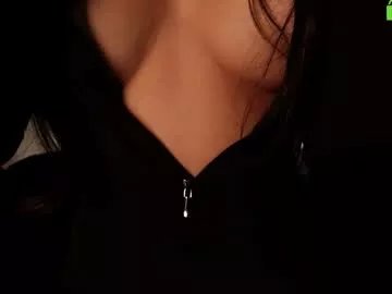 Freechat hollyextra on Chaturbate