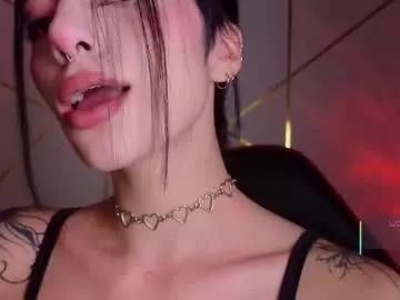 Hot Hollyxx_ wants you to fuck her body now hollyxx_ from Chaturbate