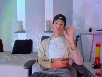 Try Jacob_blackwell, he wants to masturbate for you jacob_blackwell from Chaturbate