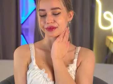 jjennnyy on Chaturbate