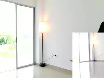 Freechat kimberly_hot2 on Chaturbate