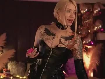kinkylina_ on Chaturbate 