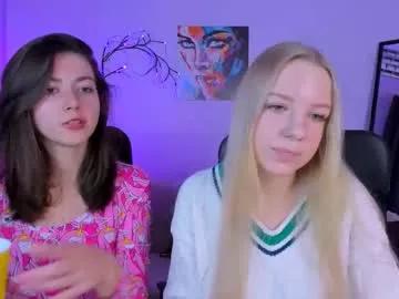 Freechat kitniss_dreamy on Chaturbate