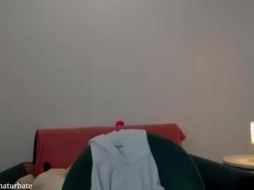 Freechat komydoll on Chaturbate