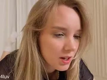 Cute l1n4luv from Chaturbate l1n4luv from Chaturbate