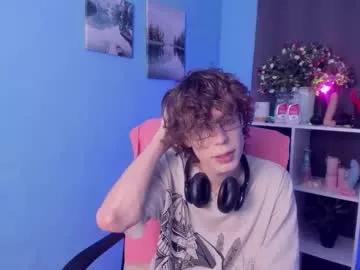 Gorgeous Leo_bensyten wants you to fuck his body now leo_bensyten from Chaturbate