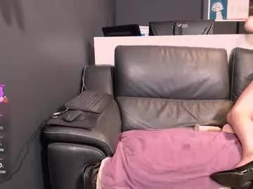Freechat lili_bertine on Chaturbate