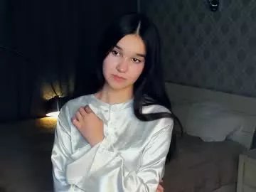 Freechat lilliecelina on Chaturbate