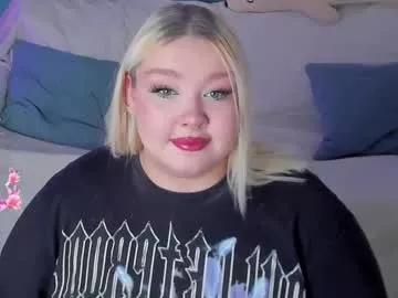 Freechat lilybelll on Chaturbate