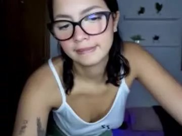Freechat lilypanda on Chaturbate